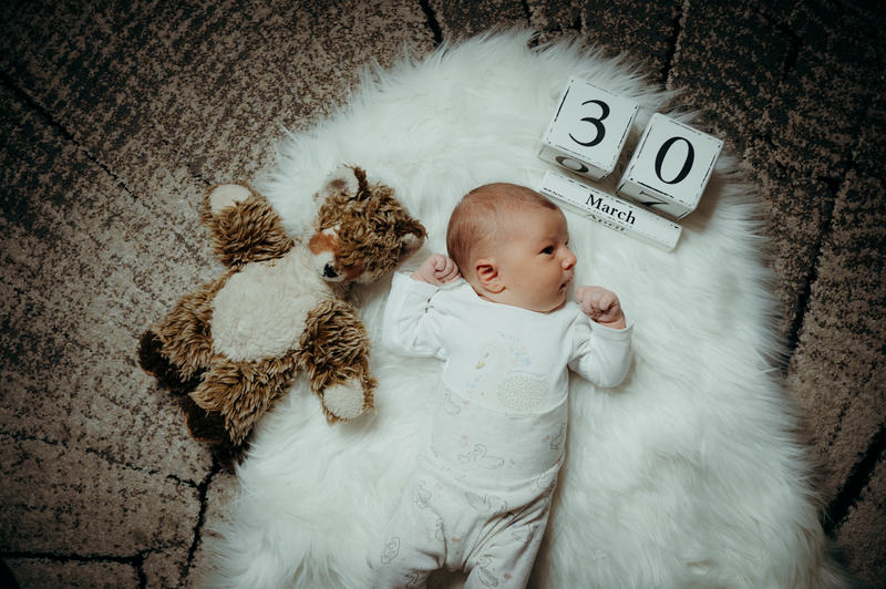 Neugeborenenfotograf Böblingen
